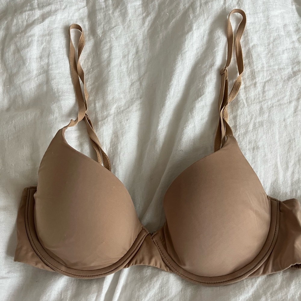 Victoria’s Secret nude bra size 32 A